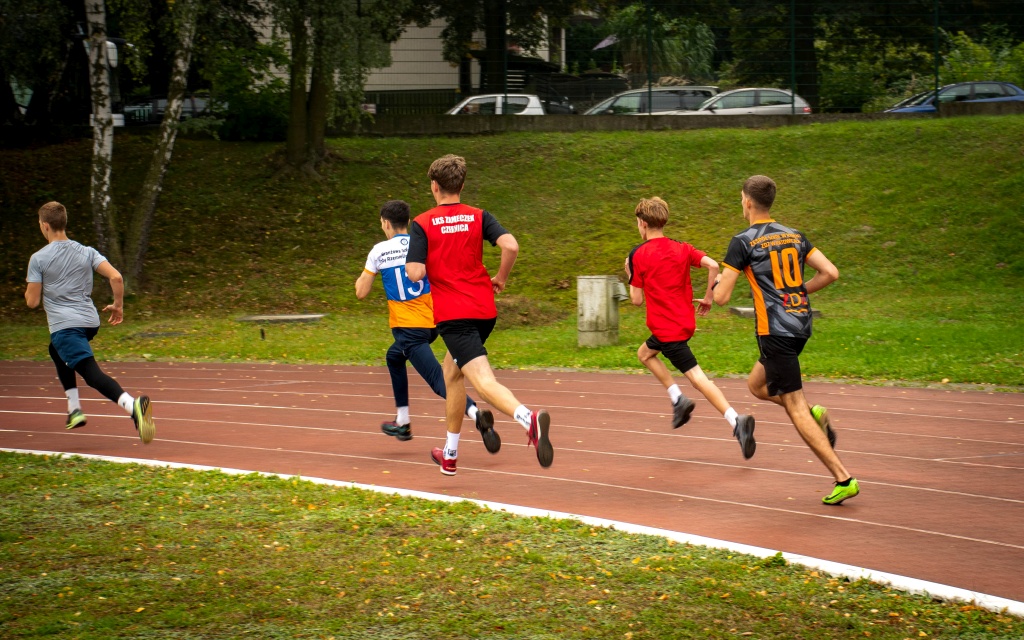 rejonowe-zawody-szkolnej-ligi-lekkoatletycznej 2025-024