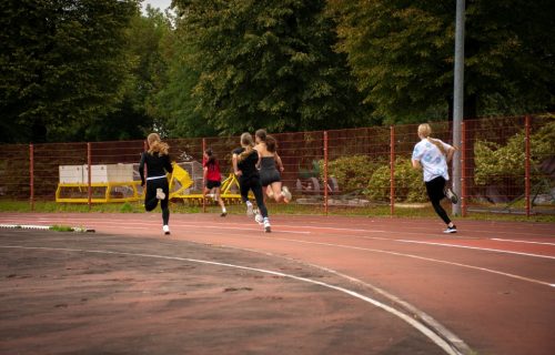 rejonowe-zawody-szkolnej-ligi-lekkoatletycznej 2025-017