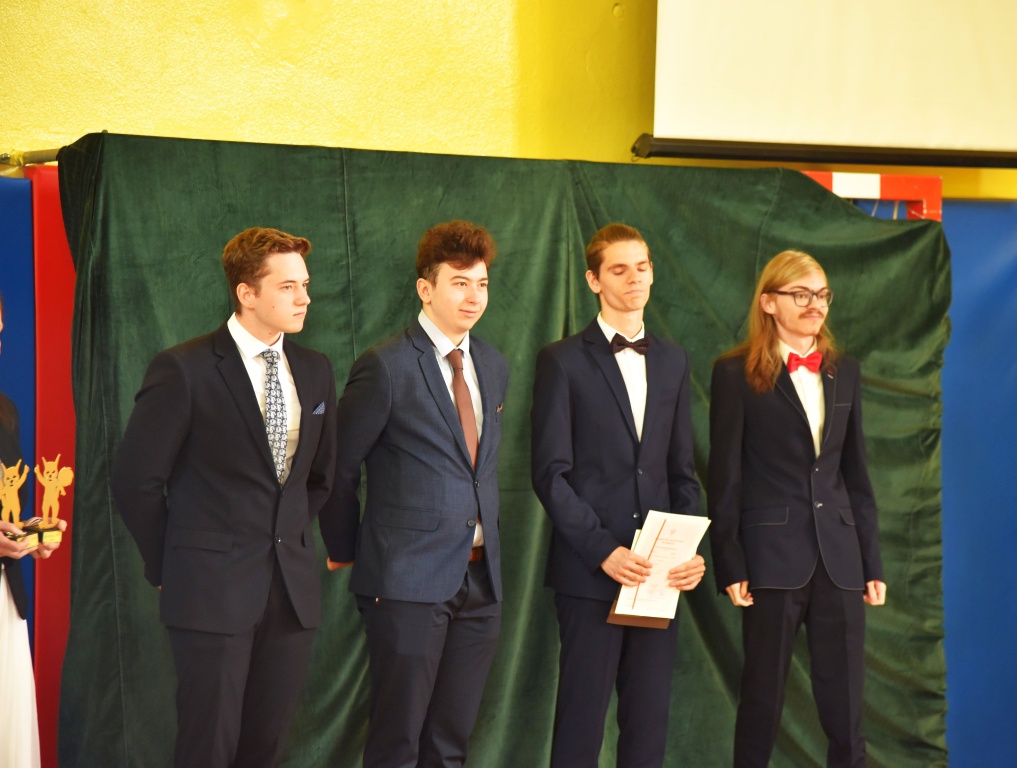 zakonczenie-klas-maturalnych 2026 004